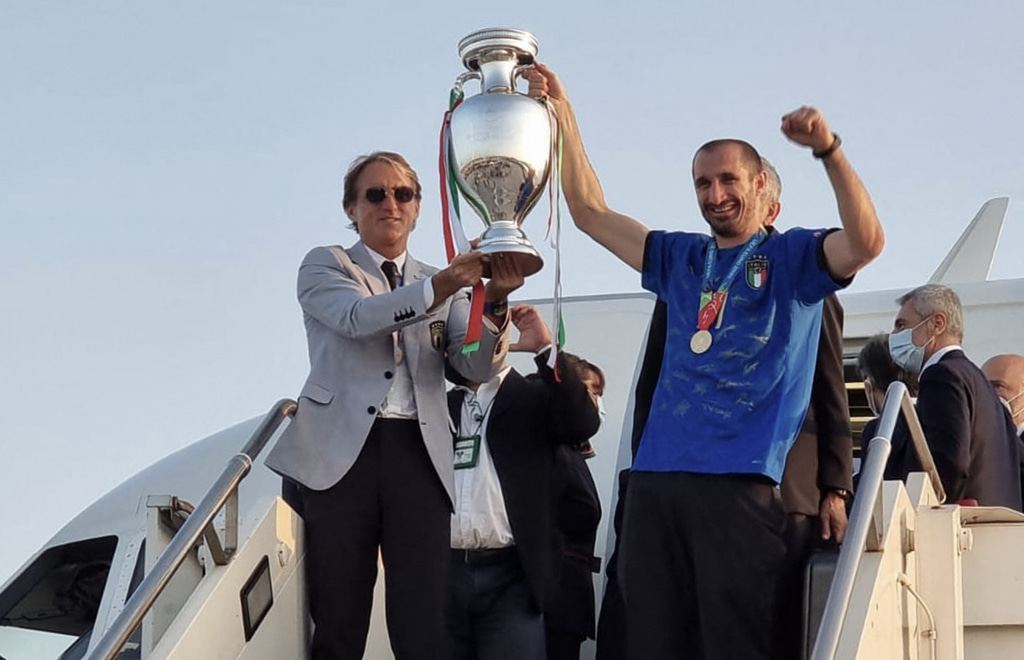 ޔޫރޯ 2020ގެ ޗެމްޕިއަންކަން އިޓަލީ ހޯދުން