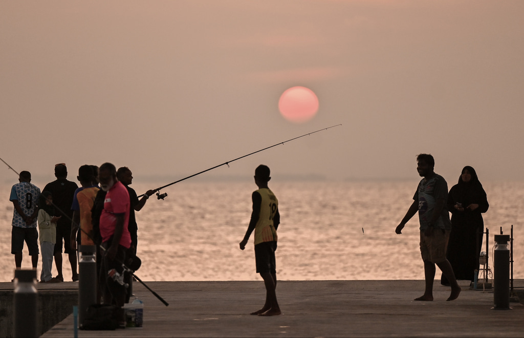 މަނަދޫގެ އެންމެންގެ އުފާވެރިކަމާ ގުޅިފައިވާ "ނާމަގު" ޖެޓީ: