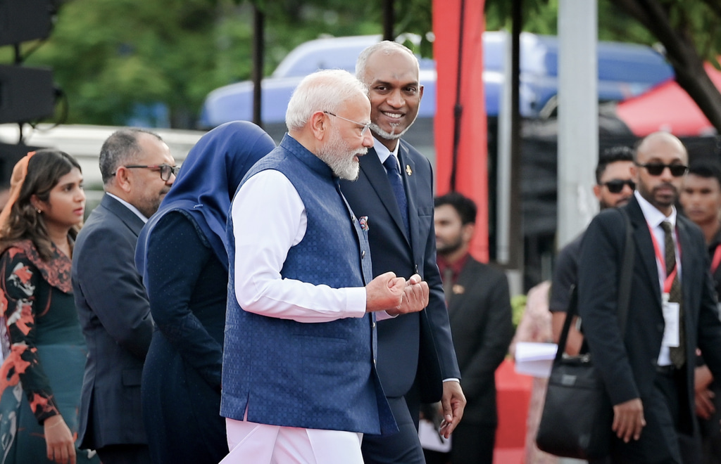 "މިހާރު" ގެ ފޮޓޯތަކުން 2025 ގެ އުސްއަލިތައް