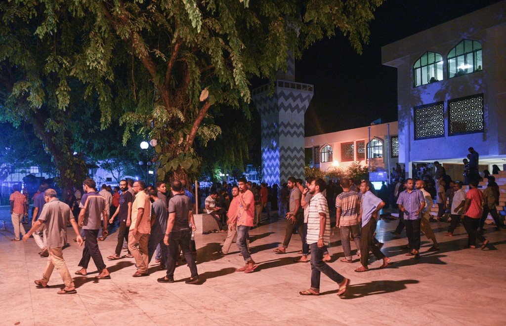 ރަމަޟާންމަހުގެ 27 ވިލޭރޭގެ ދަމުނަމާދަށް އިސްލާމީ މަރުކަޒު ފުރި ބާރުވެފައި