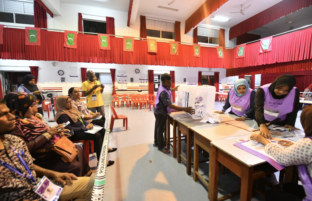 އާންމު އިންތިހާބުގެ ވޯޓު ގުނަންފެށުން