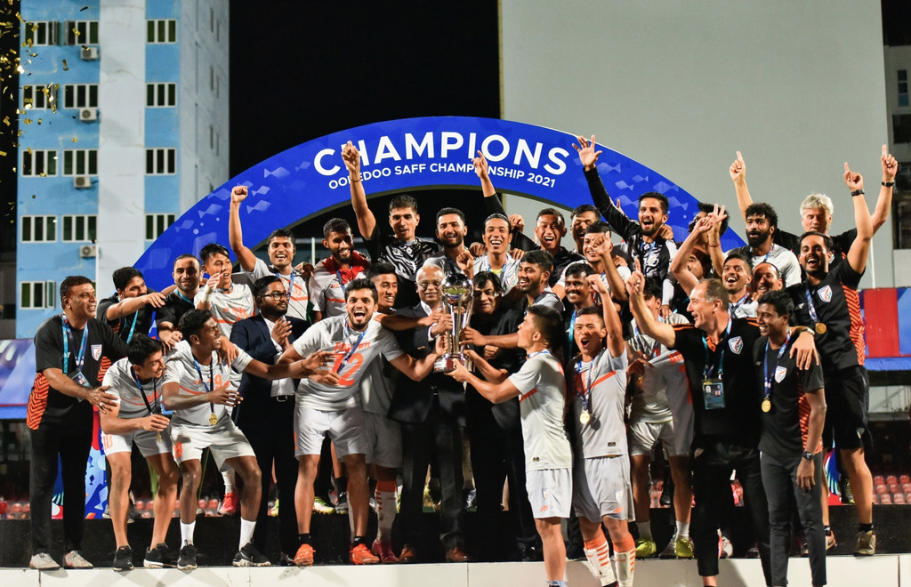 ސާފް ޗެމްޕިއަންޝިޕްގެ ތަށި އިންޑިއާ އަށް