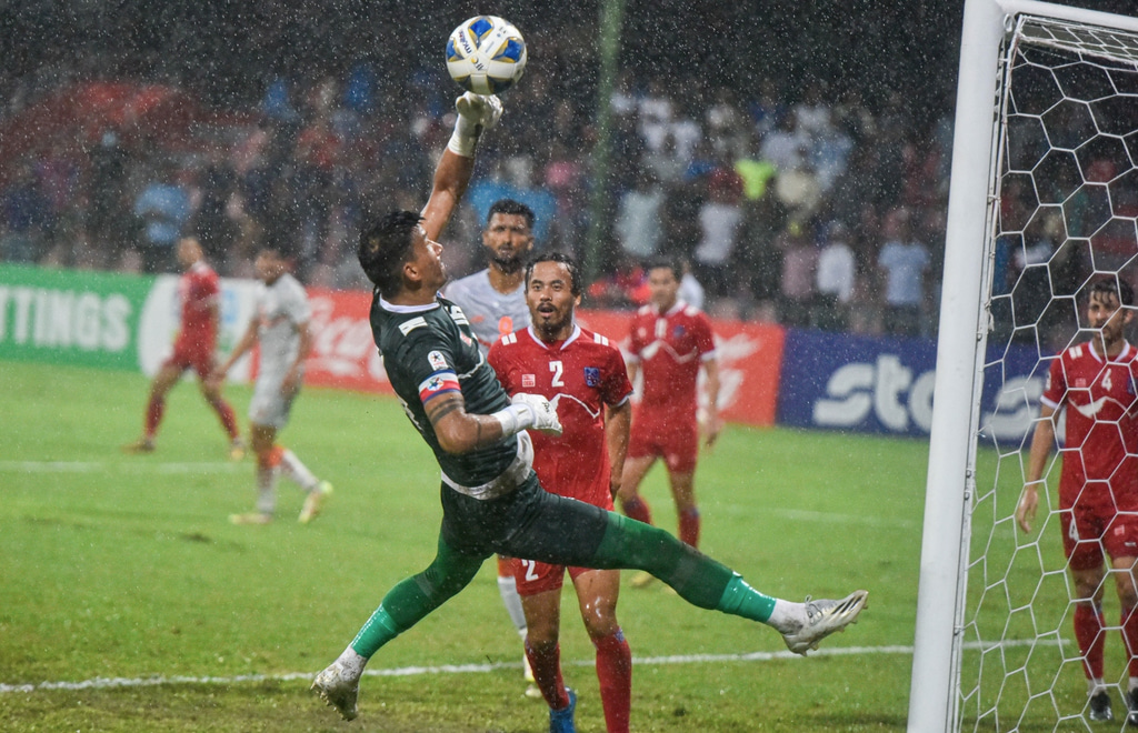 ސާފް ޗެމްޕިއަންޝިޕްގެ ތަށި އިންޑިއާ އަށް