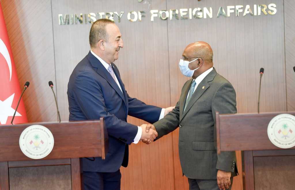 ތުރުކީގެ ފޮރިން މިނިސްޓަރު ރާއްޖޭގައި