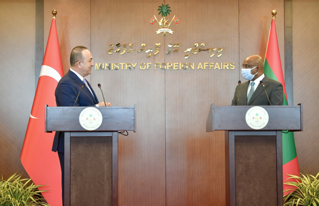 ތުރުކީގެ ފޮރިން މިނިސްޓަރު ރާއްޖޭގައި