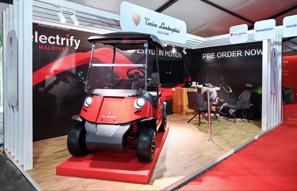 ލެމްބޯގިނީ ގޮލްފް ކާޓް ރާއްޖެއަށް ތައާރަފްކުރުން