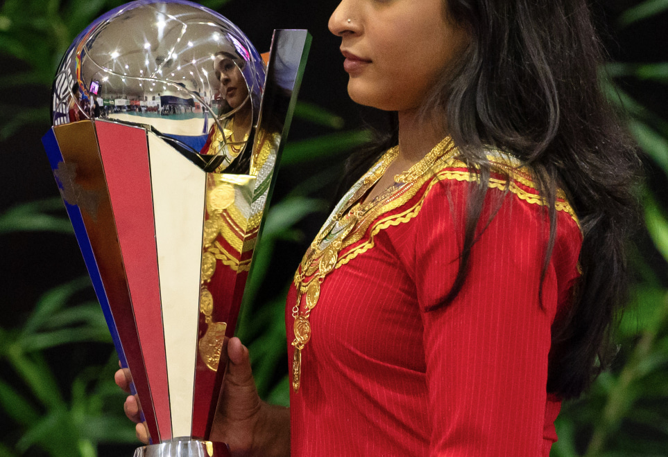 ކާވާ ކަޕްގެ ޗެމްޕިއަންކަން ކިރިގިސްތާނުން ހޯދުން