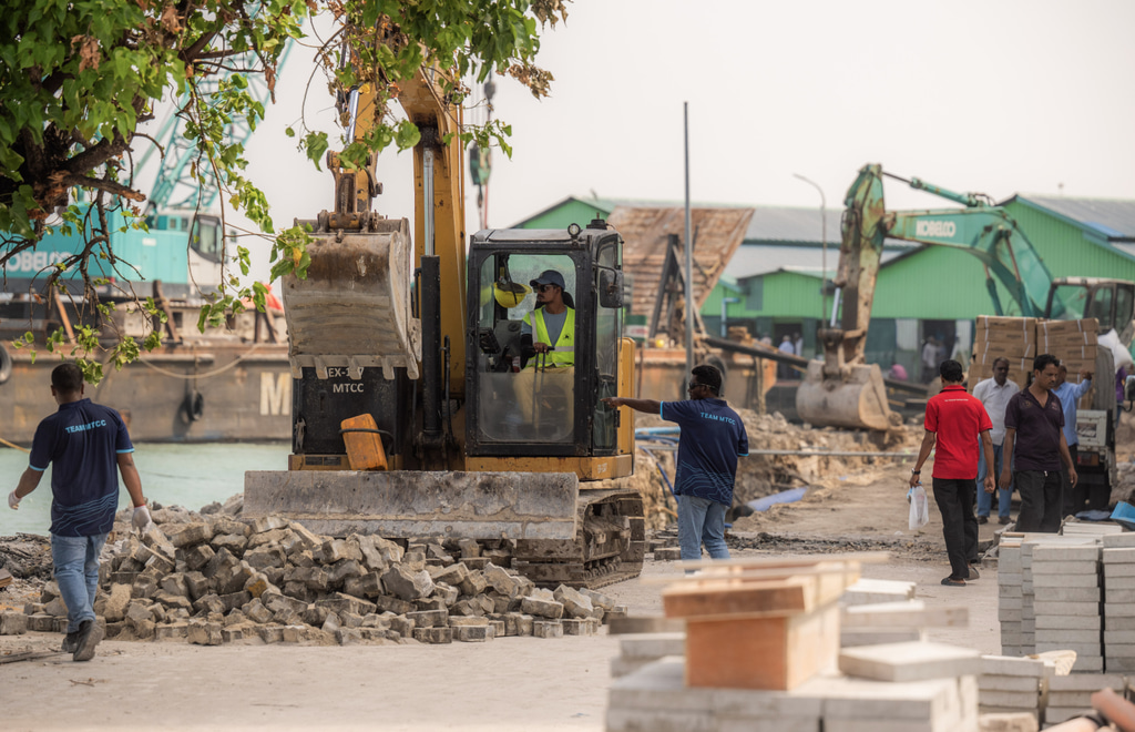 ބާޒާރުމަތީގެ މަގު ފުޅާކުރުމުގެ މަސައްކަތް