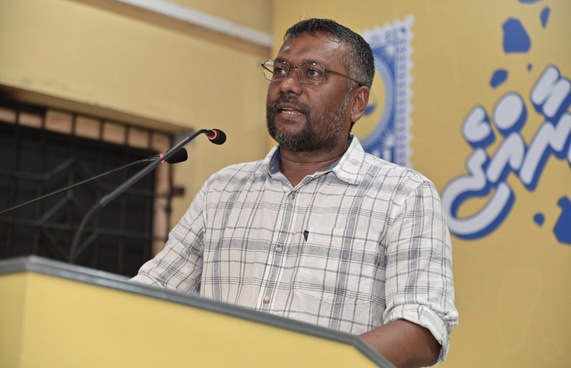 ދެ އިންތިހާބު އެއްކުރުމާމެދު ނަޝީދާއި ފައްޔާޒް ހިޔާލުތަފާތު!