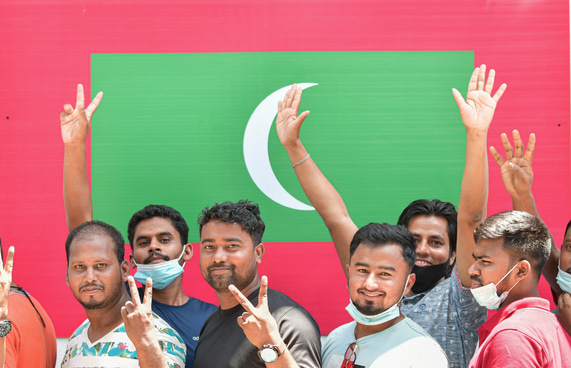 ހިޔާ ފްލެޓް ސަރަހައްދުގައި ބޮޑު ސްކްރީނެއް ބަހައްޓައިފި