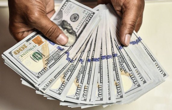 ރޯދަމަހު އުމްރާވެރިންނަށް އެއް މިލިއަން ޑޮލަރު ދޫކުރި