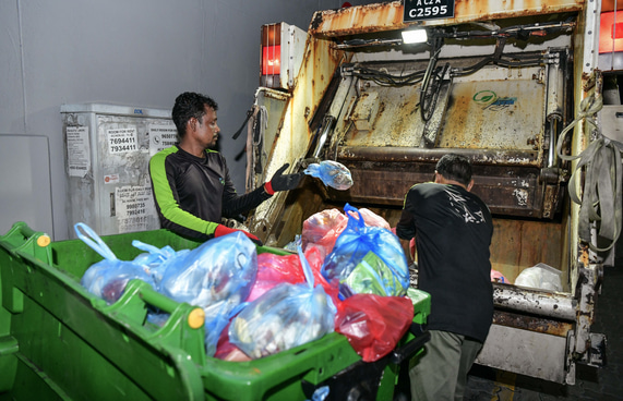 ޕެންޝަން ޖަމާނުކުރެވެނީ ހިދުމަތަށް ފައިސާ ނުލިބޭތީ: ވެމްކޯ