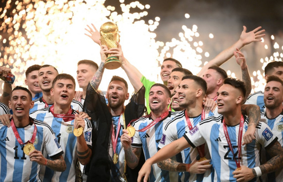 މެސީގެ އުންމީދު ހާސިލުވެ އާޖެންޓީނާއަށް ޗެމްޕިއަންކަން