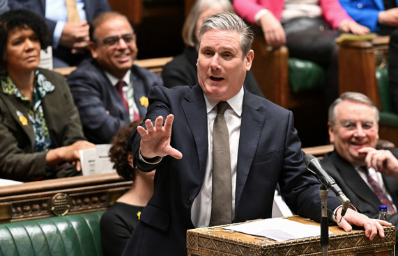 އެޕްސްޓީން ފައިލްސްގެ ބޭޒާރުން ޔޫކޭ ސަރުކާރު ހޫނު ފެނުގައި