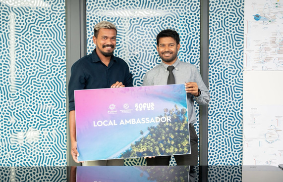 އެމްބެސެޑަރުކަމުން 2 އޮފް އަސް ސަސްޕެންޑުކޮށްފި