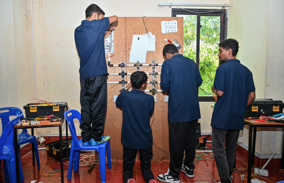 އަހުލާގީ ތަރުބިއްޔަތުގައި އާއިލާގެ ދައުރު ފުރިހަމަ އަށް އަދާކުރުން