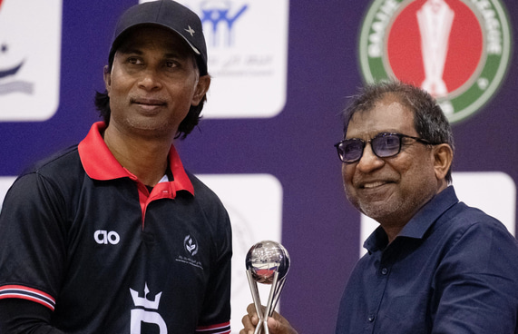 ސުޕަ ލީގުގެ ތަށި އަދީލު ހާއްސަކުރަނީ ގާތްގާތުގައި މަރުވި އޭނާގެ ބައްޕަ އާއި ކޮއްކޮއަށް