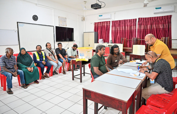 އިންތިހާބަށް މެނުއަލްކޮށް ފޯމު ހުށަހެޅޭ ގޮތް ހަދަން އެދިއްޖެ