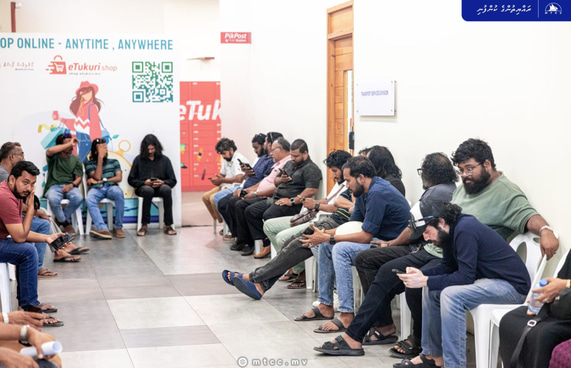 ޓެކްސީލައިން ޑްރައިވަރުންގެ އިންޓަވިއުއަށް ބޮޑު ތަރުހީބެއް