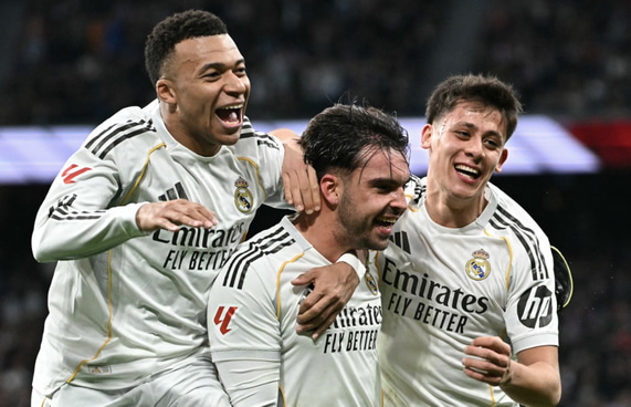 ކޯޗުގެ އުފަންދުވަހު ރެއާލްގެ ކުޅުންތެރިން ނަތީޖާ ނެރެފި