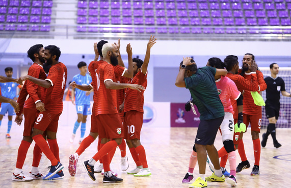 އިންޑިއާ ބަލިކޮށް ރާއްޖޭން އުއްމީދު ބޮޑުކޮށްފި