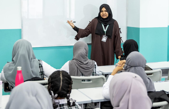 ތާނަ، އަރަބި ލިޔުން އަހުމަދިއްޔާގައި މަޖުބޫރު މާއްދާއަކަށް