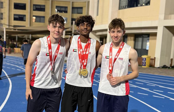 ދުބާއީގައި ރާއްޖޭގެ ނާއިކް އަށް ދެ ރަން މެޑަލް