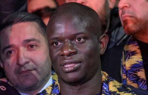 އުރުދުޣާނުގެ "އެއްބާރުލުމާ އެކު" ކޮންޓޭ ފެނަބާޗޭއަށް