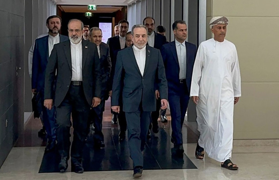 އީރާނާ އެކު މަޝްވަރާތައް ދިޔައީ ވަރަށް ރަނގަޅަށް: ޓްރަމްޕް